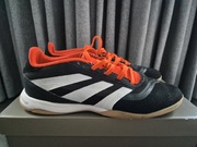 Buty Predator 24 Club Indoor Sala r.42
