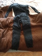 Zestaw sweterek z spodniami czarne stan bdb polecam