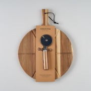akacjowa deska do serwowania 32x42 cm z nożem do pizzy na prezent 