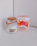 świeca zapachowa marki Rossmann Sway Candle Amber 200 o zapachu kwiatowym