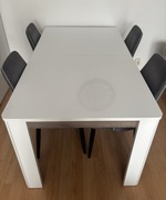 Stół rozkładany do salonu