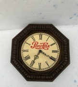 zegar naścienny PEPSI COLA sprawny vintage, pianka imitująca drewno