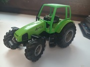 Traktor siku w skali 1:32