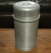 Oryginalna Thermos puszka metalowa / termos z lat 40. XX wieku