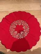 2 duże obrusy świąteczne okrągłe  czerwony i zielony HOME & YOU - 80 cm.