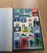 Zbiór etykiet zapałczanych w klaserze 