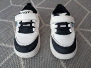 buty sneakers snickers rozmiar 24 - 15 cm