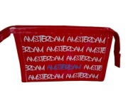 Markowa czerwona kosmetyczka Robin-ruth Amsterdam na zamek