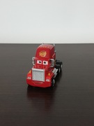 Auta Cars Maniek Mack ciężarówka transporter Mattel