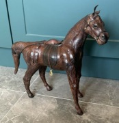 Skórzana Figurka Konia wys. 33 cm