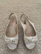 LASOCKI skórzane sandały na koturnie roz. 36