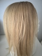 Topper z naturalnych włosów w kolorze miodowego blondu