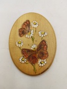 Drewniana zawieszka motyle i kwiaty handmade Szkocja 