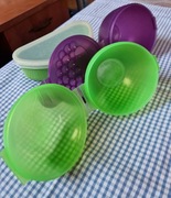 Pojemniki na kanapki i owoce. Lunchbox.