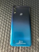 Motorola Moto E6s w kolorze niebieskim