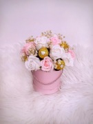 Flowerbox róże mydlane prezent na dzień kobiet 