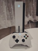 Xbox One S - 500GB + 2 gry