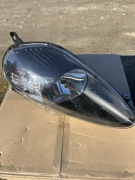 Lampa prawa Fiat grande Punto fioletowa wtyczka