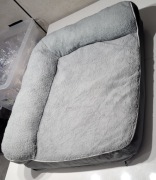 NOWE Legowisko Ortopedyczne dla Psa 70x55 cm – Szare (Outlet)