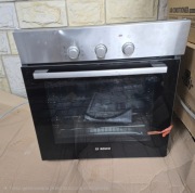 Piekarnik elektryczny do zabudowy Bosch HBF011BR0 z serii 2. 