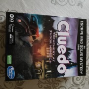 GRA CLUEDO ESCAPE ROOM ZDRADA W POSIADŁOŚCI TUDORÓW