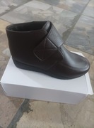 Krótkie botki damskie ocieplane na rzep 