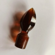 Stary korek do karafki bursztynowy brązowy trzpień 19-20 mm