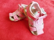 Sandałki dla dziewczynki rozm. 22