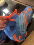 Buty do piłki nożnej korki Adidas rozm 40 Nowe