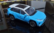 Toyota RAV4 skala 1:32 aktualny model 2018-2025
