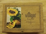 Stare drewniane pudełko po cygarach Villiger. 