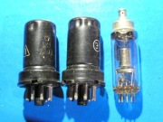 3 lampy elektronowe