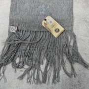 Nowy szary szal z alpaki Alpaca Camargo z metką