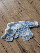 Handmade niebieski dziergany sweterek narzutka bolerko 62 