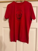 Koszulka czerwona Tshirt z nadrukiem czaszka z przodu Carry L bawełna