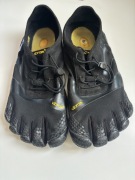 Vibram FiveFingers KSO EVO 43 czarne buty barefoot męskie siłownia