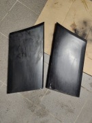 Mercedes Benz 1246900840 / 1246900740 W124 Listwy błotnika tylnego