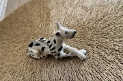 Porcelanowa, ręcznie malowana figurka doga niemieckiego