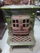 Stary kominek , piecyk  