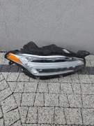 Lampa prawy przód Volvo XC90 full led USA