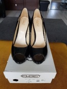 Sprzedam buty Embis z skóry roz.40