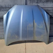 Jaguar XF maska pokrywa silnika