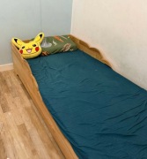 łóżko dziecięce Montessori Adeko kids stolarnia zestaw: materac i rama