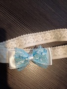 Opaska dziecięca błękitna koronka