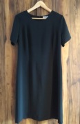 Klasyczna czarna sukienka z krótkim rękawem, rozm. 44