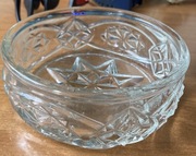 Miseczka szkło pt lekko uszkodzona