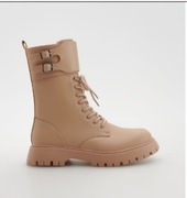 Botki workery z klamrami nude Reserved r 38