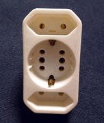 Rozgałęźnik do gniazd zasilających Kopp , 230 V/50 Hz, gniazdo elektryczne