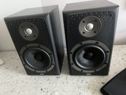 Bowers and Wilkins dm-303 b&w