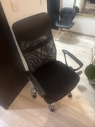 Fotel biurowy czarny